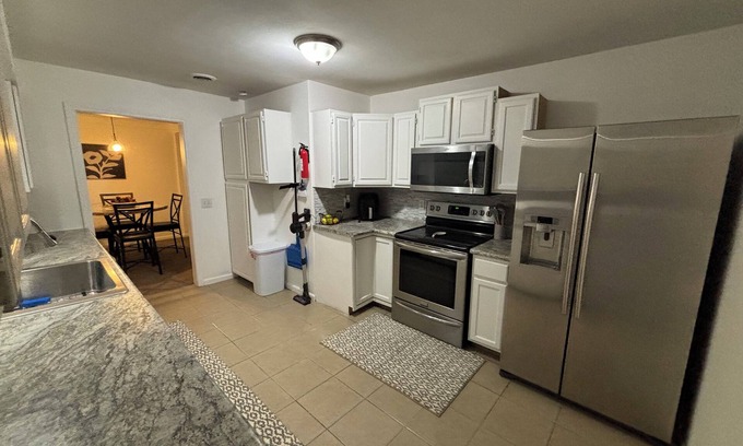 Kalamazoo House | Cozy 3-Bedroom Ranch Home - Your Perfect Getaway!