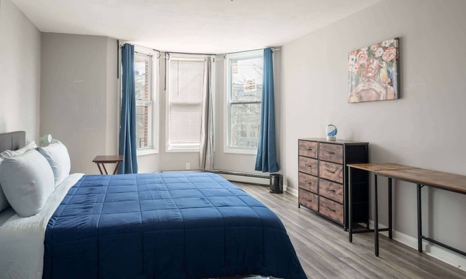 Forest Hill Apartment | Cozy 3BR Apartment - Smart TV - Pet-Friendly