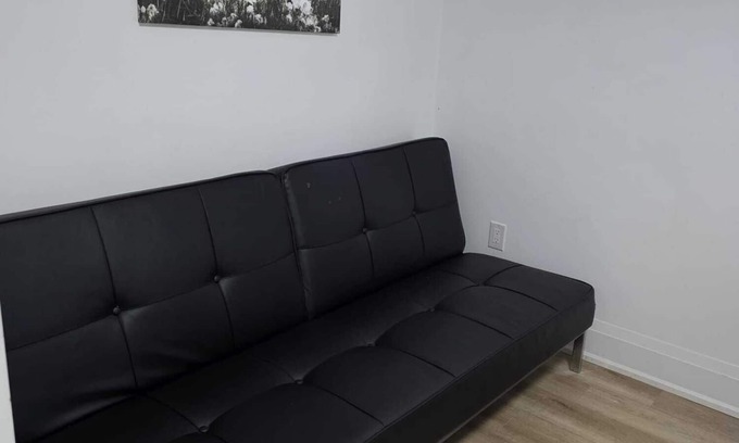 Wexford House | Cozy 3BR Basement in Scarborough – Kitchen & Bath