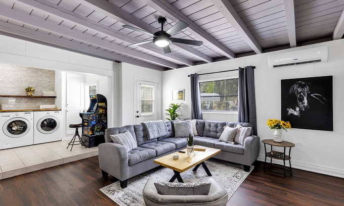 Casselberry House | Cozy 4/2, Centrally Located, King Beds, Pergola, Hot Tub & Pool!