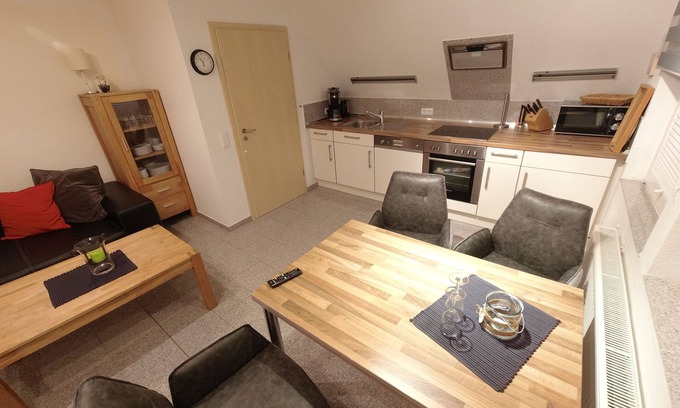 Haseluenne Apartment | Cozy 4* apartment on the upper floor, 2P, terrace/garden, box spring bed, NR, no pets