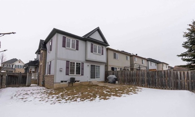 Whitby House | Cozy 4-Bedroom Home with Large Yard in Whitby