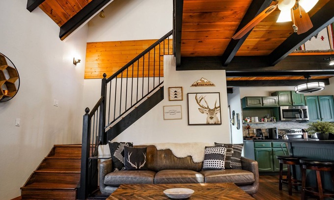 Rimrock Cabin | Cozy A-Frame Cabin with Double Balcony and Epic Views!