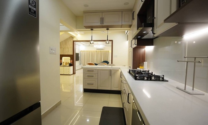 Nagpur Apartment | Cozy AC room in a luxurious bungalownn