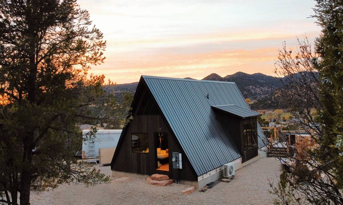 Glendale Cabin | Cozy Aframe Cabin Zen Near Zion