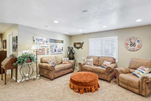 American Fork Apartment | Cozy American Fork Retreat with Electric Fireplace
