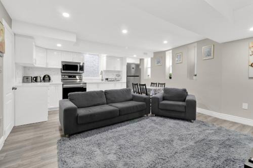 Hamilton Apartment | Cozy Ancaster Hamilton Apartment