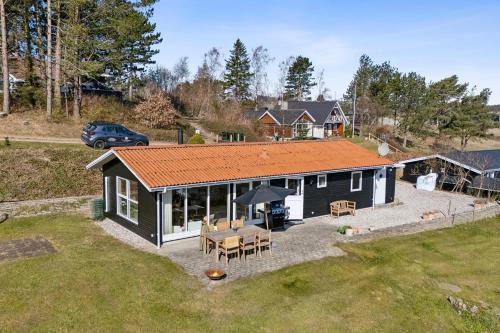 Egsmark Strand House | Cozy And Child-Friendly Cottage In A Scenic Area