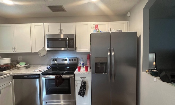 New Port Richey House | Cozy and clean 1-bedroom house with WiFi, AC in enchanting New Port Richey