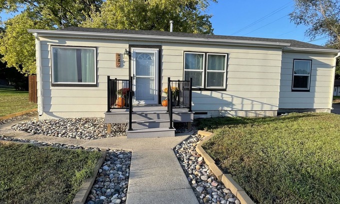 Wagner House | Cozy and clean Wagner getaway!