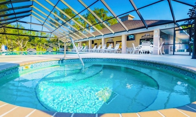 Crystal River Cabin | Cozy and fully equipped cabin in Crystal River Fl. Screened-In outdoor pool.