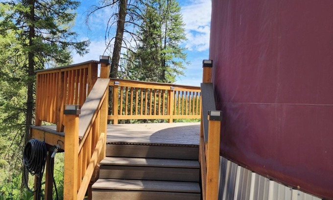 Boise House | Cozy and POSH-est Yurt in gorgeous Boise National Forest