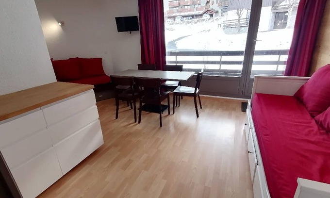 Montalbert Apartment | Cozy Apartment Near Slopes & Shops with South-Facing Balcony