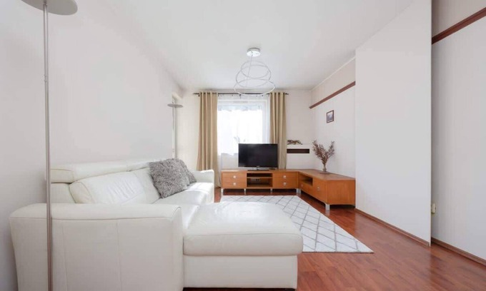 Piastow Apartment | Cozy apartament for 4 persons | Smart TV