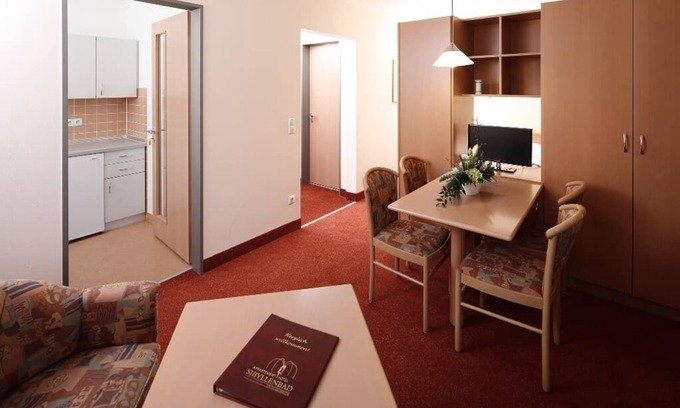 Neualbenreuth Apartment | Cozy apartment with feel-good character (up to 2 people) right next to the Sibyllenbad