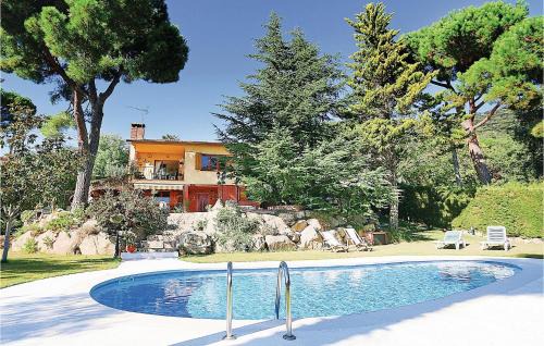 Santa Cristina de Aro Apartment | Cozy Apartment In Santa Cristina D'aro