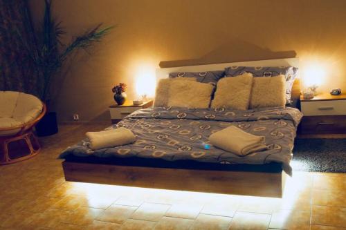 Usti nad Labem Apartment | Cozy apartment at river Labe near center and train