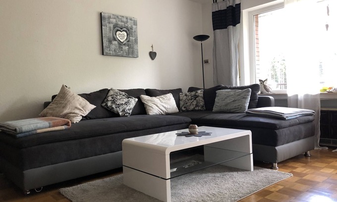Winterberg Apartment | Cozy apartment with box spring bed in Winterberg