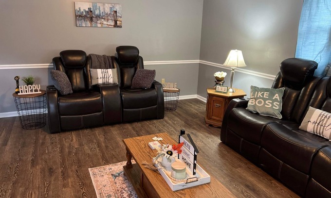 East Point Apartment | Cozy Apartment embedded in Kentucky mountains. Pet friendly.