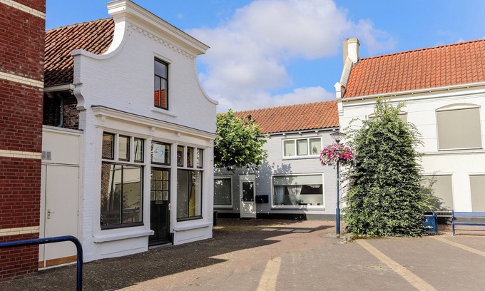 Yerseke Apartment | Cozy apartment in center of Yerseke