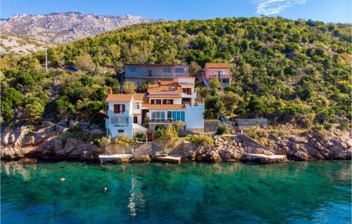 Stinica Apartment | Cozy Apartment In Jablanac
