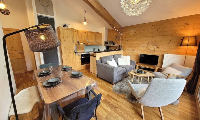 Les Gets Apartment | Cozy apartment in Les Gets with parking and WIFI, close to pistes