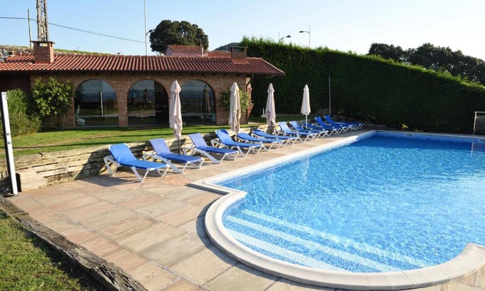 Mogro Apartment | Cozy apartment in Mogro, 63 m² with private pool!