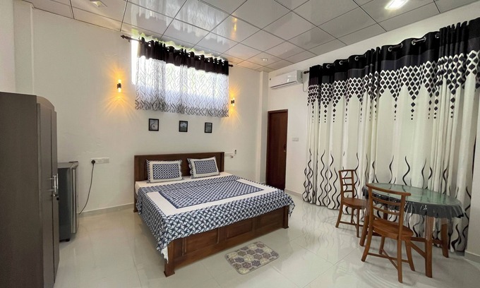 Weligama Apartment | Cozy apartment in peaceful Mirissa with WiFi, AC