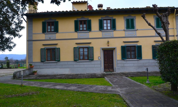 Badia a Settimo Apartment | Cozy apartment in the green, 20min. from Florence with private parking spaces