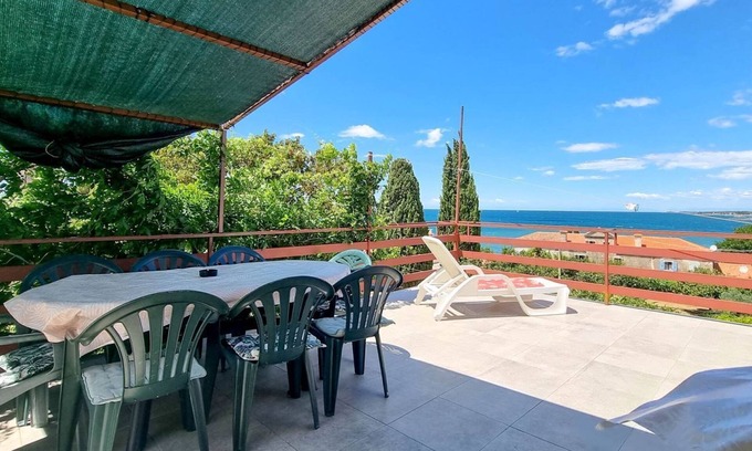 Dajla Apartment | Cozy apartment just 100 meters to the beach with panoramic views, sunbathing area, barbecue
