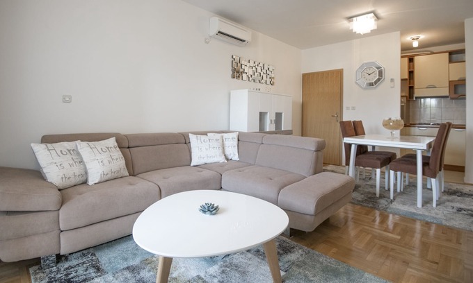 Mejasi Apartment | COZY APARTMENT NEAR BEACH - NEW 2019!