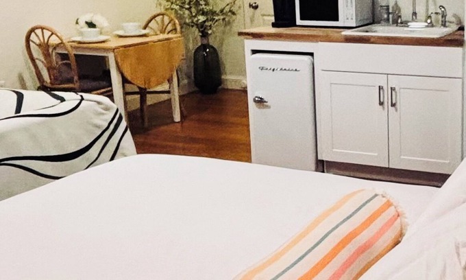 Scituate Apartment | Cozy apartment steps to the beach & harbor!nn