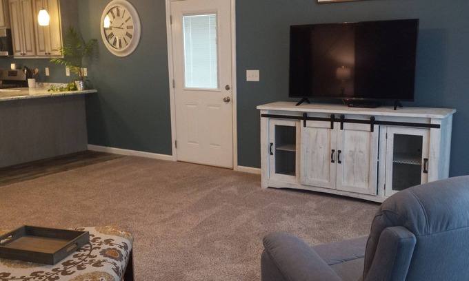 Paducah Apartment | Cozy Apartment with all the amenities you could want.