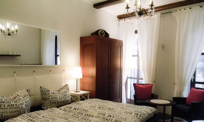 Altstadt Apartment | Cozy apartment with balcony in the center of Görlitz, ideal for couples