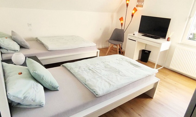 Kilianstadten Apartment | Cozy apartment with outdoor terrace + barbecue area between Taunus and Spessart