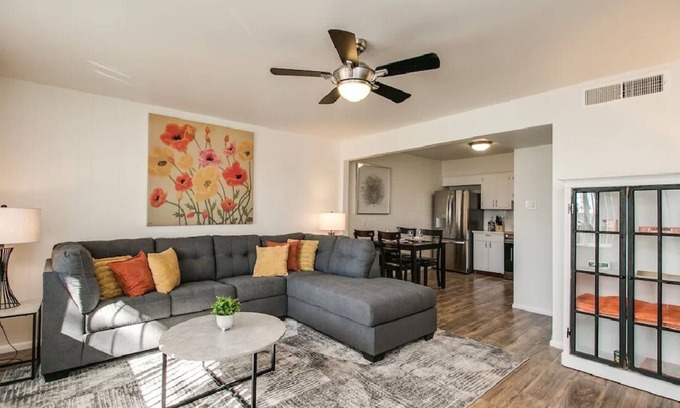 Arcadia Lite Apartment | Cozy Arcadia Hideaway w/Charm & Style!