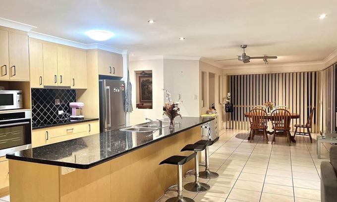 Drewvale Bed & Breakfast | Cozy B&B private room retreat in Drewvale.