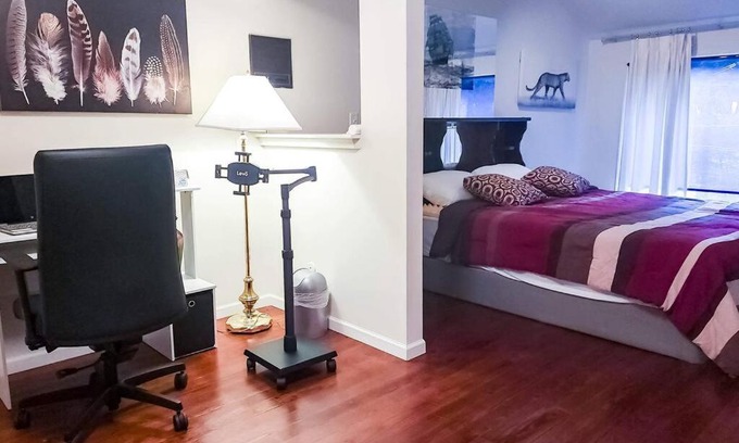 Sioux City Apartment | Cozy Balcony apartment in Morningside