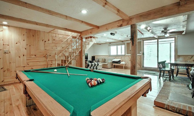 Bartlett House | Cozy Bartlett Townhome Less Than 3 Mi to Attitash Mountain
