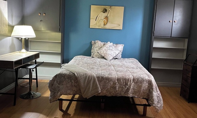 Peterborough House | Cozy basement room across from the beautiful Otonobee River.