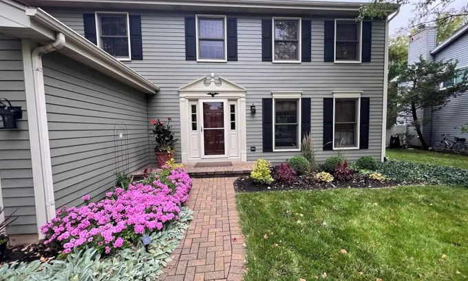 Batavia House | Cozy Batavia Residence on Prairie Path with Grand Garden
