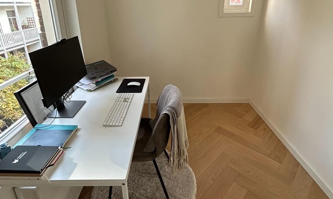 Schinkelbuurt Apartment | Cozy, bright, Luxury 2-floor apartment - very central!