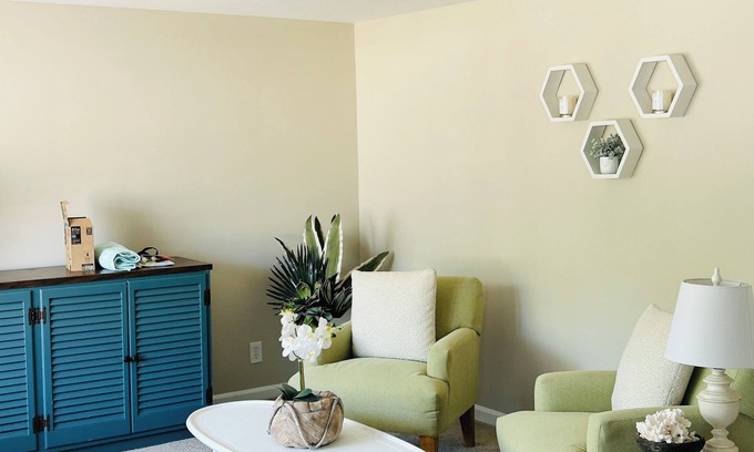 North Buffalo House | Cozy Buffalo Getaway — Between Niagara Falls & Downtown