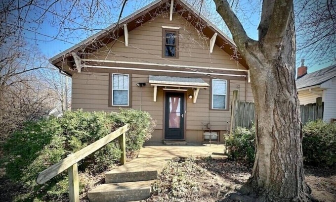 Independence House | Cozy Bungalown