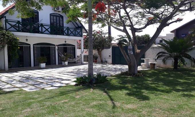 Ingleses do Rio Vermelho House | Cozy chalet on the beach of InglesesRead the ad description!