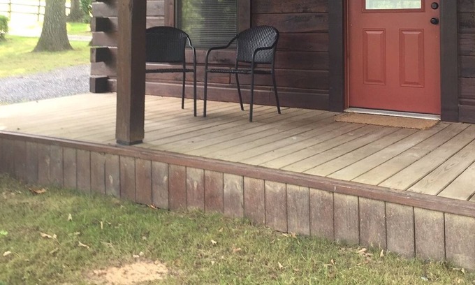 Tulsa Cabin | Cozy Cabin 11