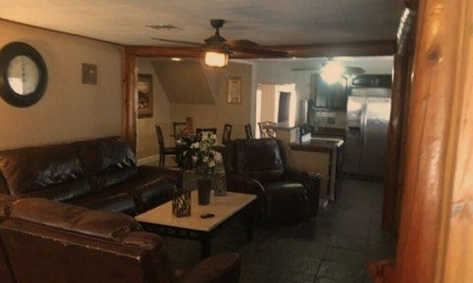 Lutz House | Cozy Cabin Home On Lutz Lake Fern
