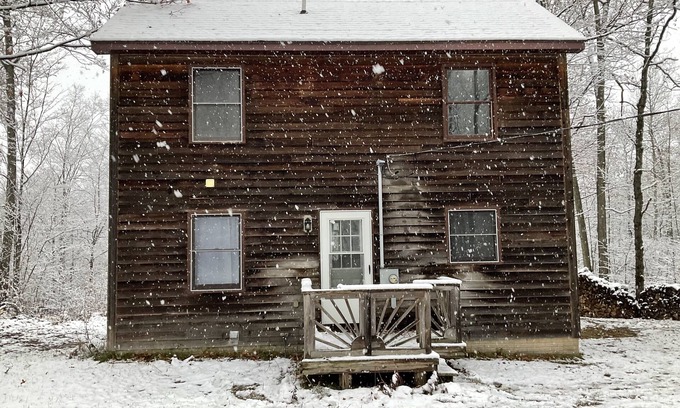 Evart Cabin | Cozy cabin in the woods