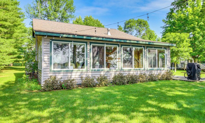 Alexandria Cabin | Cozy Cabin Lake Ida Swim Dock and Lake Views