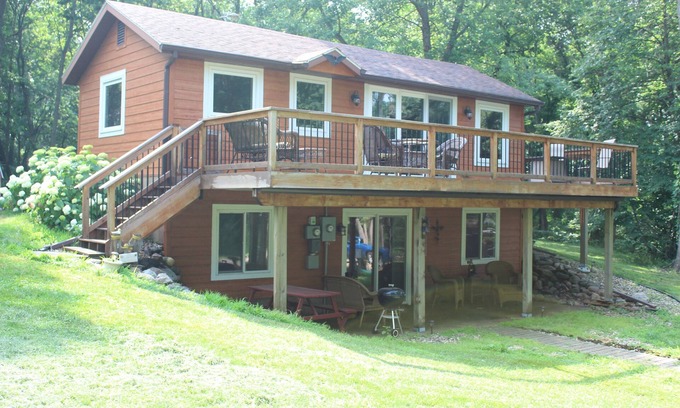 Atwater Cabin | Cozy Cabin near Diamond Lake